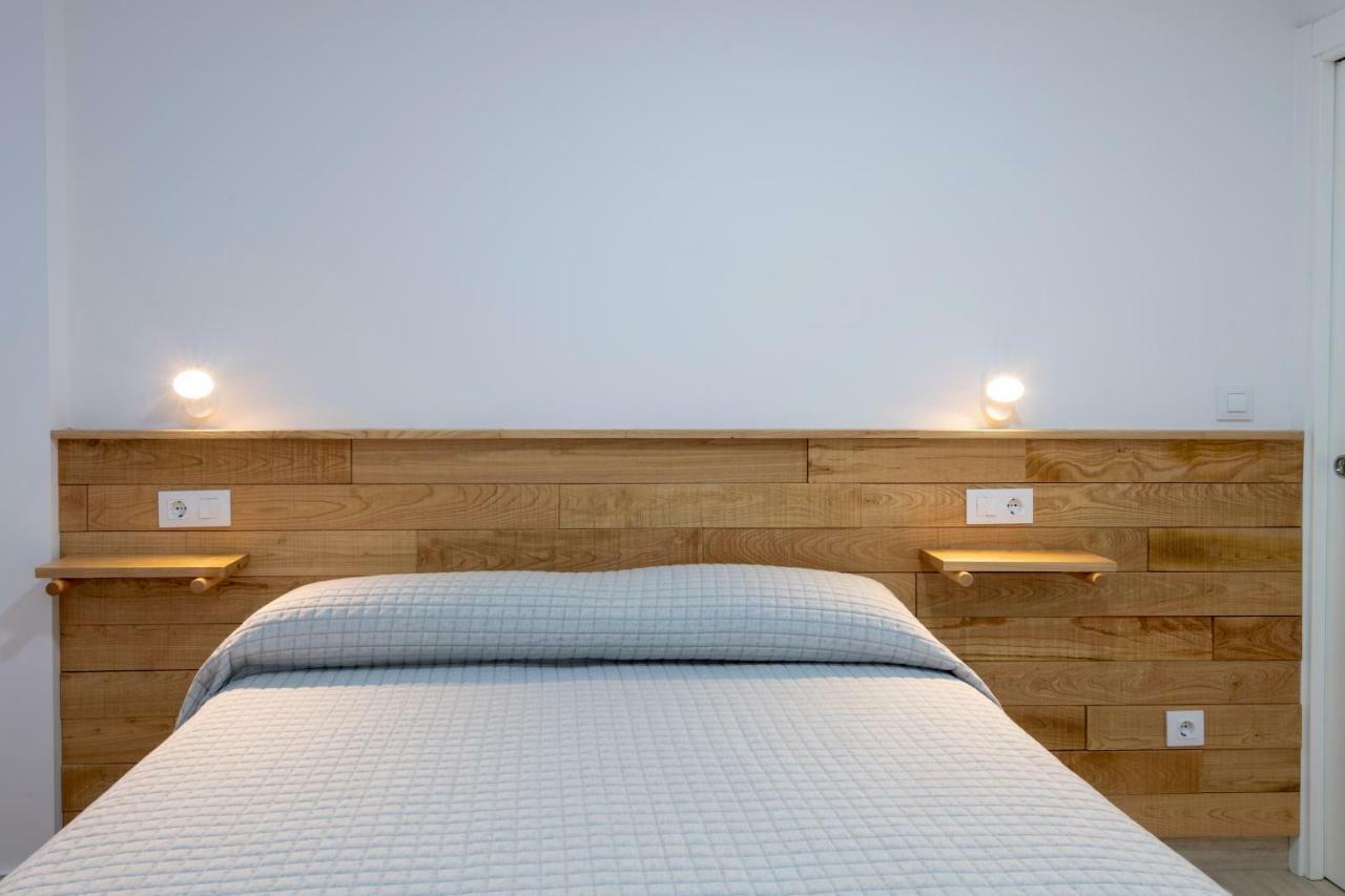 Apartamentos Mar De Fondo Muxia Bagian luar foto