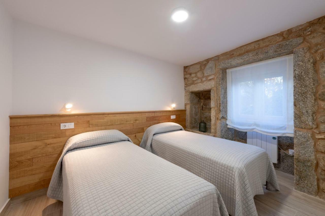 Apartamentos Mar De Fondo Muxia Bagian luar foto